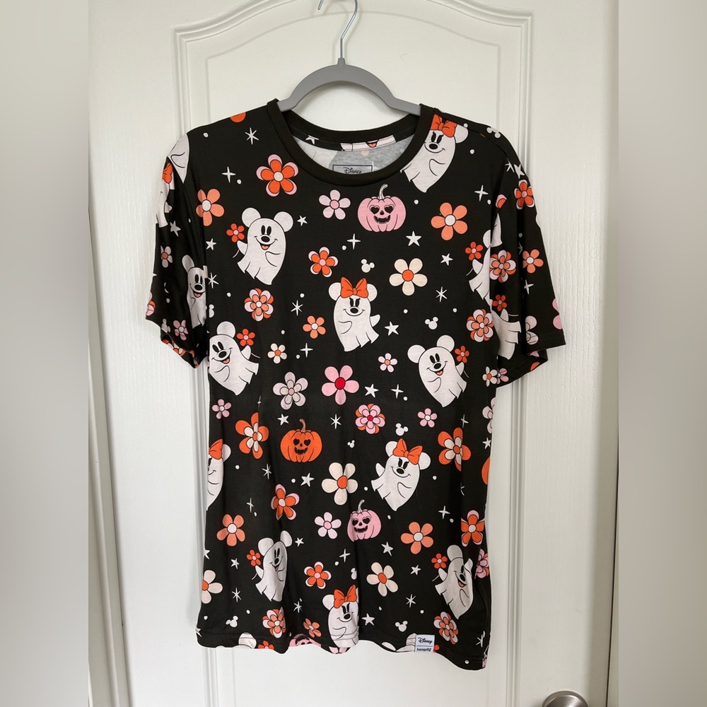 Disney Loungefly Mickey and Minnie ghosts tee. Medium.